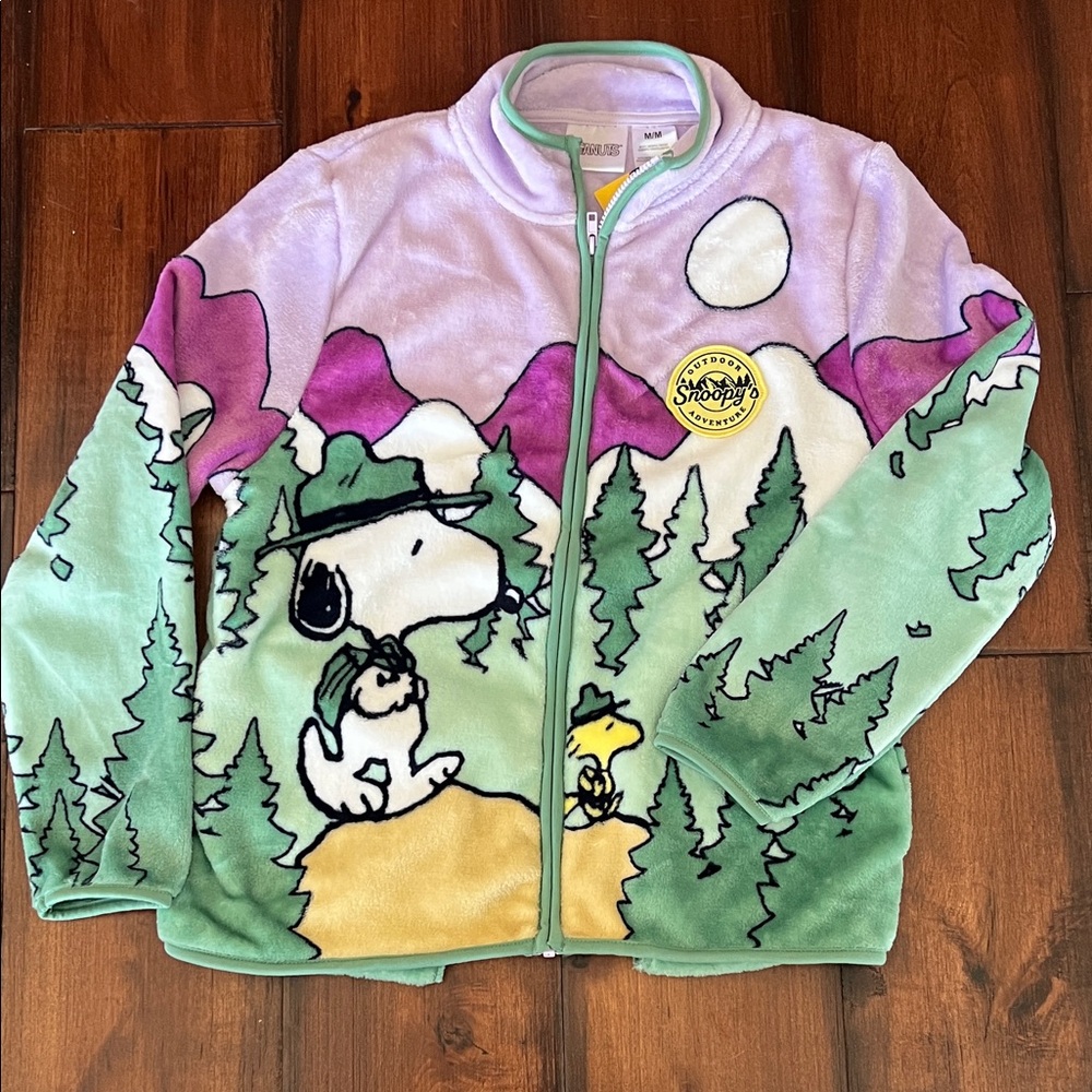 Peanuts Snoopy Fleece Jacket ~ Goes Hiking